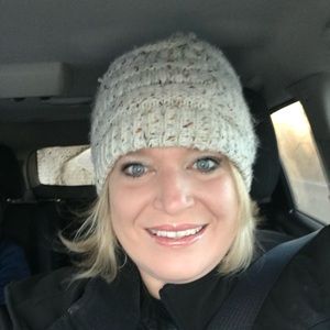 Meet your Posher, Julie